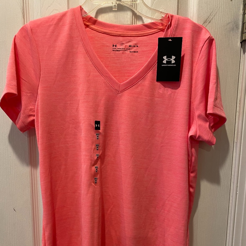 Women’s Under Armour Loose Fit Pink M tshirt